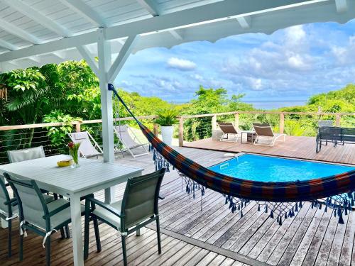 Instalações, Case Coco Pointe Batterie. Piscine, vue mer, 4 p. in Deshaies