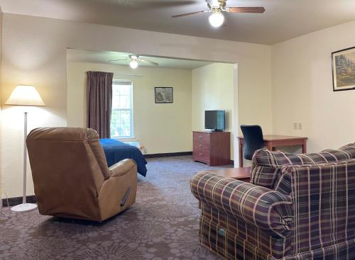 캔들라이트 인 & 스위트 하이웨이 69 - 매캘러스터 - 편의 시설/서비스