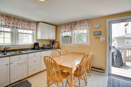North Wildwood Vacation Rental Walk to Beach! in Wildwood, USA