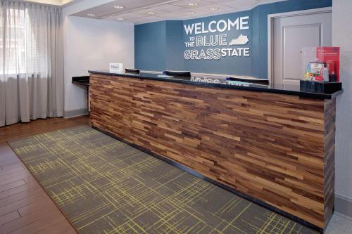 Hampton Inn Louisville Downtown - image 6