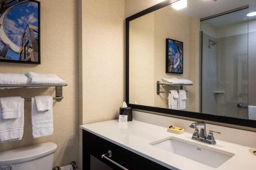 Best Western Plus Franciscan Square Inn & Suites - Steubenville