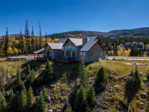 Slopes Loft - image 11