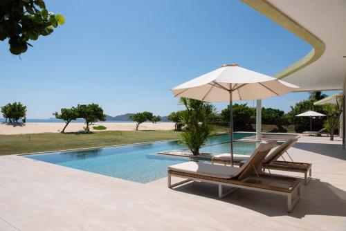 Five-Bedroom Villa image 10