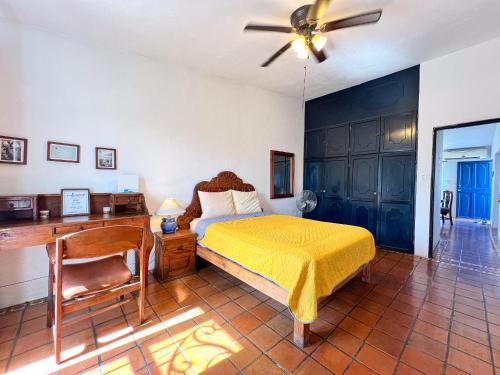Casa Blanca in La Paz, Mexico