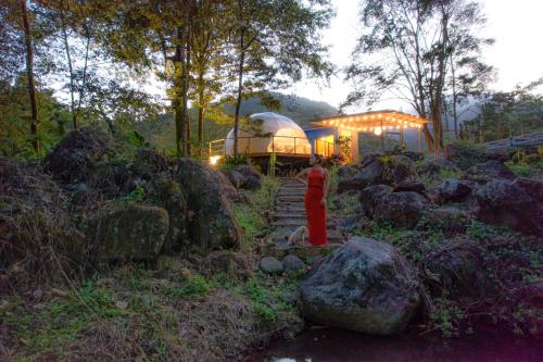 Bitzu Dome-Bijagua Riverside Glamping