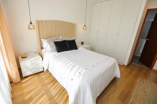 Moderno Depa en Chacarilla. Zona Exclusiva Céntric