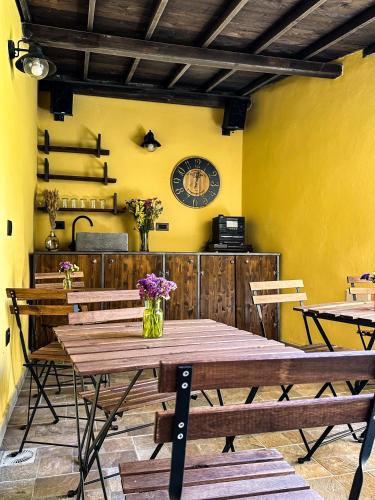 Domo Achenza Guesthouse - 정원