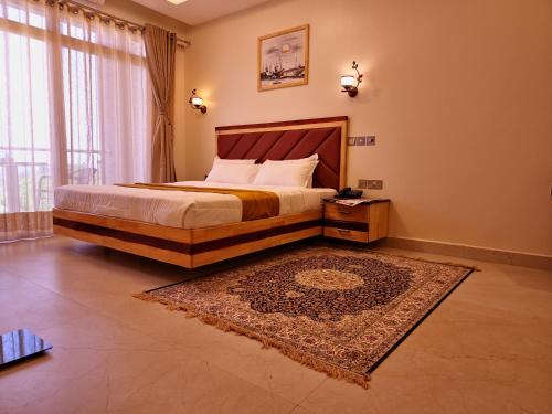 Dreamland Hotel