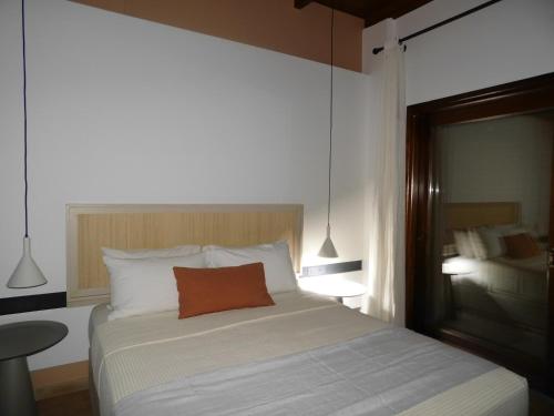 Yialasi Hotel