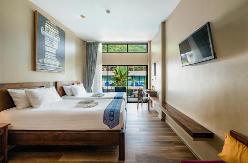 room detail thumbnail 1