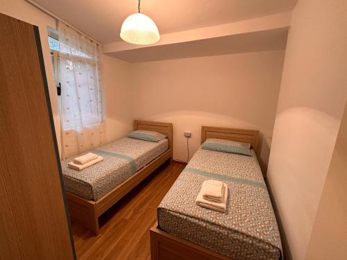 Two-Bedroom Apartment room in Teo’s Apartment