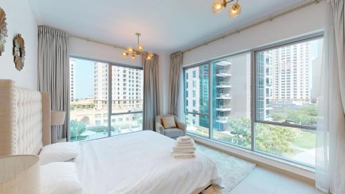 Best 2 bedroom Marina apartment, Dubaj (fotografie 7)