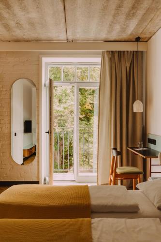 2 twin beds