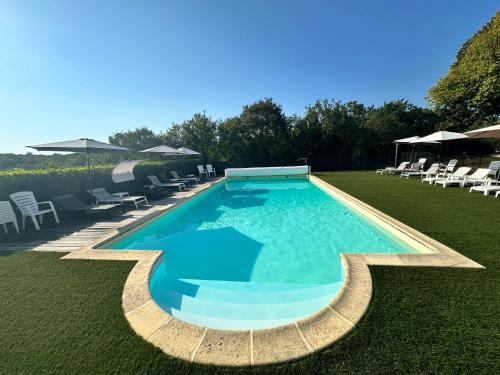 3 bedrooms, 5 beds
