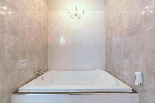 촌부리 โรงแรมในฝัน 3성급 호텔 로비