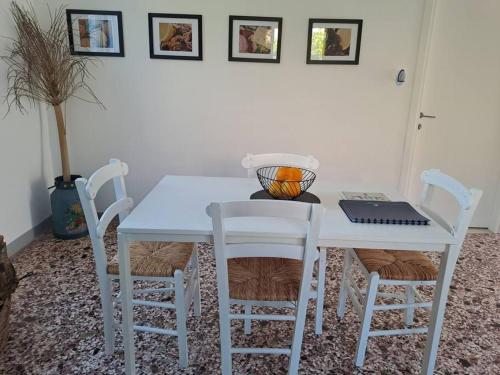 Cottage Leonidas Sun&Art in 史卡拉拉哥尼亞斯