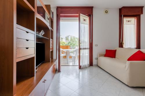  Quartu Sant´Elena - Roomy Apartment with Parking! in Su Forti