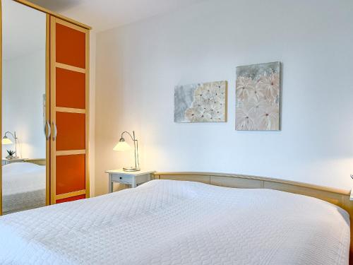 Apartment with Terrace image 9