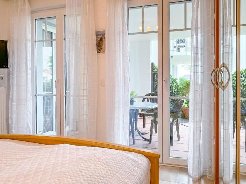 Apartment with Terrace image 8