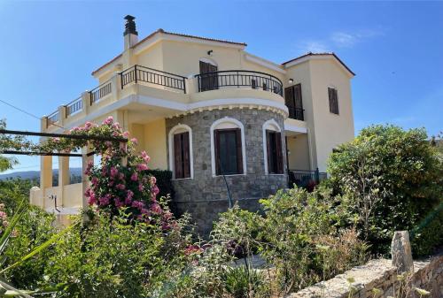 Litani Villa