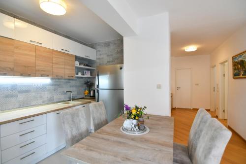 المنظر الخارجي, Apart hotel MS Katunjanin in Igalo