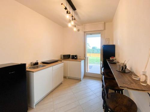  Sunshine Sardinia - Casa Deluxe con Giardino Vicino al Mare in Su Forti