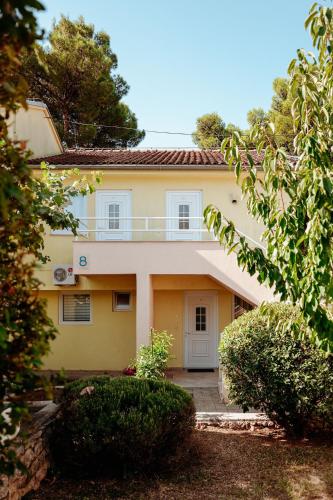 Matilde Beach Resort - image 3