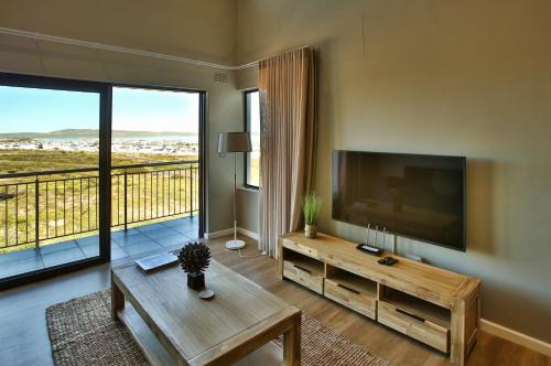 Nivica Lifestyle Living 64, Langebaan, 4-sleeper in Olifantskop