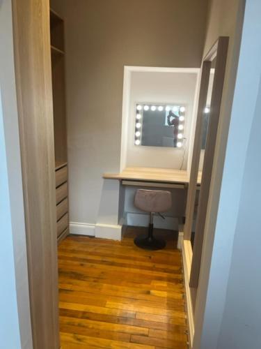 The Tavern Bed and Breakfast in ไบลท์