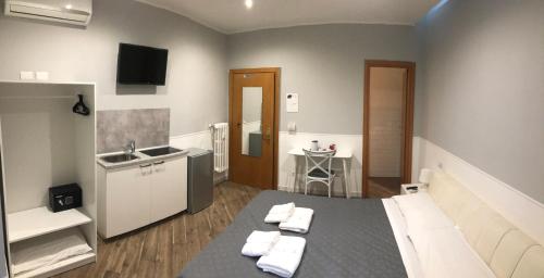 Rent Rooms Colosseum, Rome (photo 5)