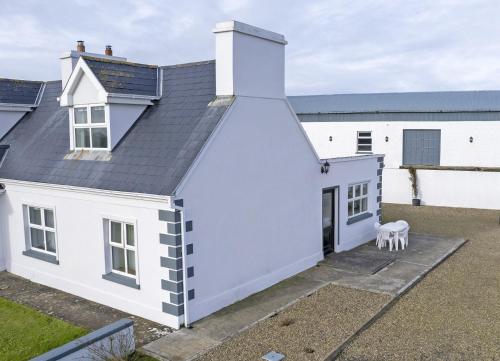 Matthews Traditional Holiday Cottage by Trident Holiday Homes