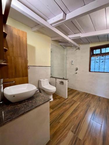 Three-Bedroom Villa image 6