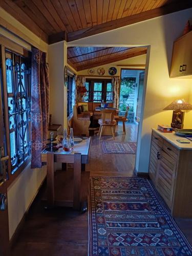 Three-Bedroom Villa image 4
