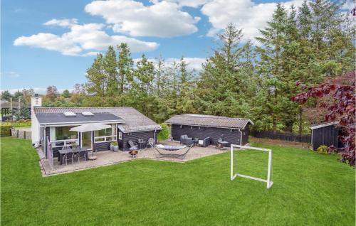  2 Bedroom Stunning Home In Hals in Hals