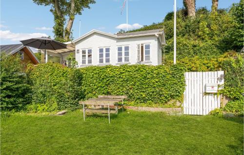  Awesome Home In Hejls With 1 Bedrooms And Wifi, Pension in Hejls