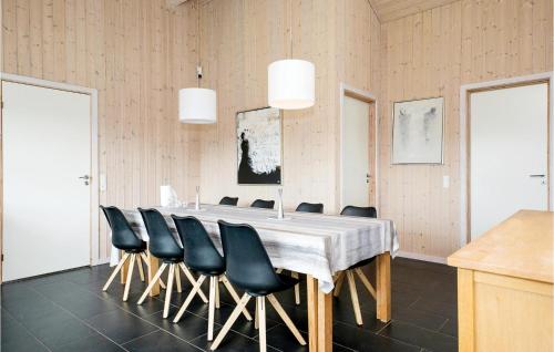  Beautiful Home In Hjørring With Wifi in Lønstrup