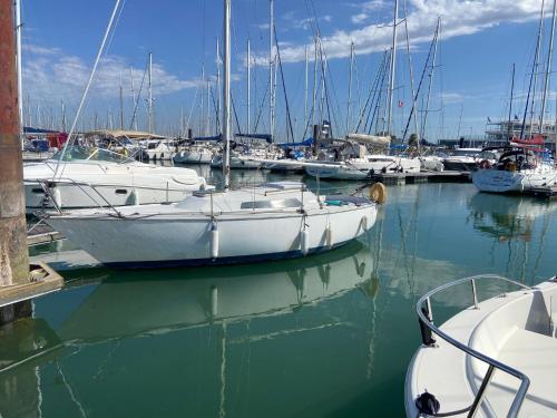 nuit insolite sur un petit voilier - Hôtel - La Rochelle