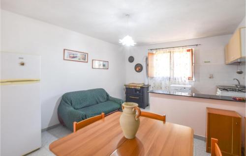  Awesome Apartment In Melito Porto Salvo in Melito di Porto Salvo