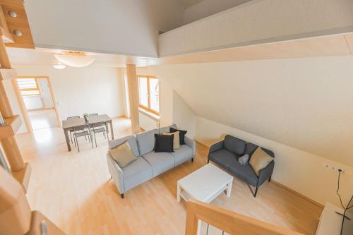 G03 große 8er Maisonette Wohnung - ideal für Teams und Monteure - Self Check-In (G03 große 8er Maisonette Wohnung - ideal fur Teams und Monteure - Self Check-In) in 蓋伊費爾登