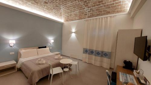 Victoria Royal Apartments & Rooms 5