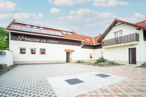 PENZION ZA VODOU in เซเซมิช