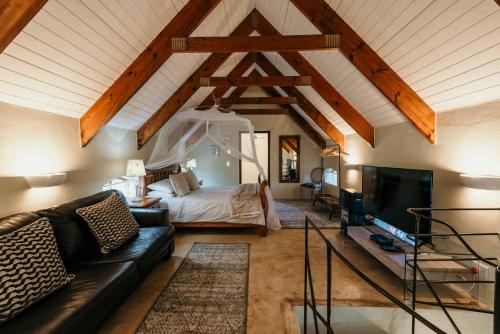 Silky Oaks Couples Retreat in Ribek Kastelis