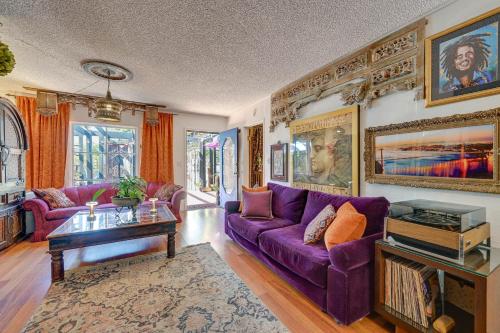 Bohemian Wonderland Benicia Bungalow with Pergola! in Benicia