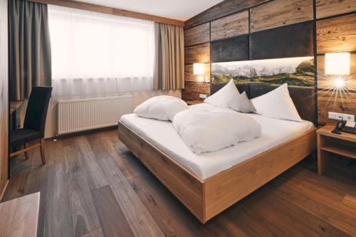 2 bedrooms, 3 beds