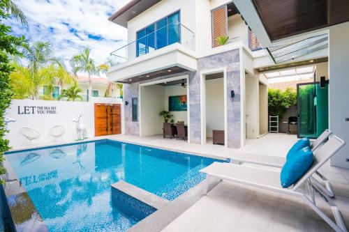 Hollywood Pool villa Pattaya