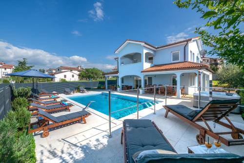 Deep Blue Porec