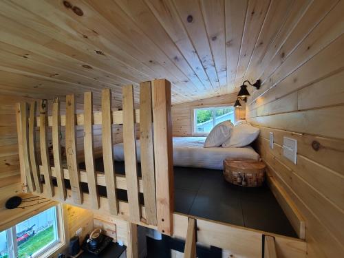 Tiny Digs Lakeshore - Tiny House Lodging