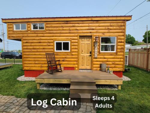 Tiny Digs Lakeshore - Tiny House Lodging