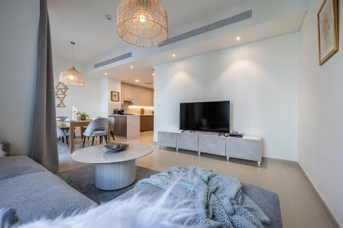 Spacious 3BDR Townhouse I Garden I Tilal Al ghaf - main image