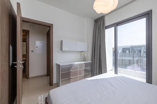 Spacious 3BDR Townhouse I Garden I Tilal Al ghaf - image 4